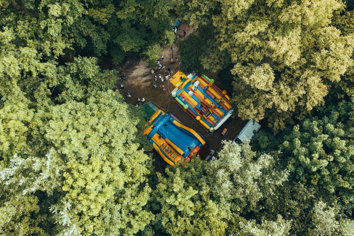 Obstacle Course — large inflatable racing course